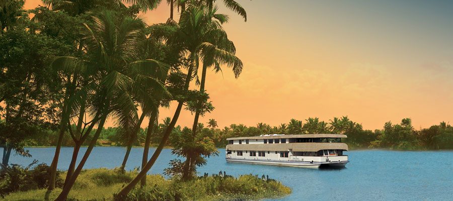 Oberoi Vrinda Backwaters Houseboat, Kumarakom [India]